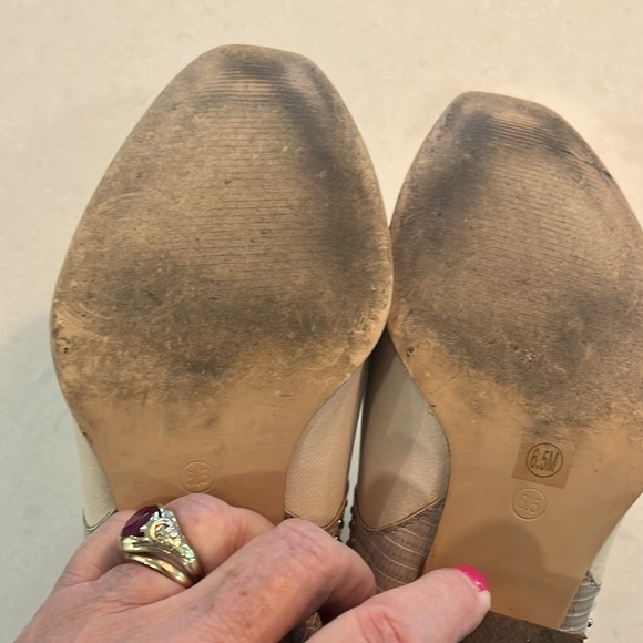 Coconuts Eliza Ankle Boots 6.5 Vegan Cream Studded Zip Sides Soft Clean EUC - Picture 9 of 12